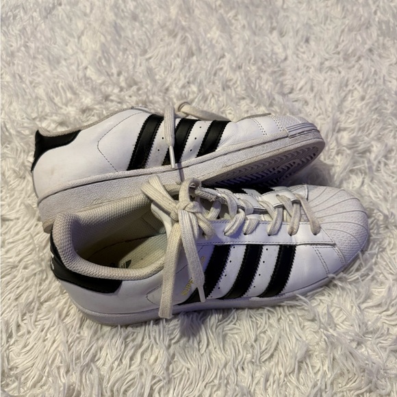 adidas super stars - Picture 4 of 9